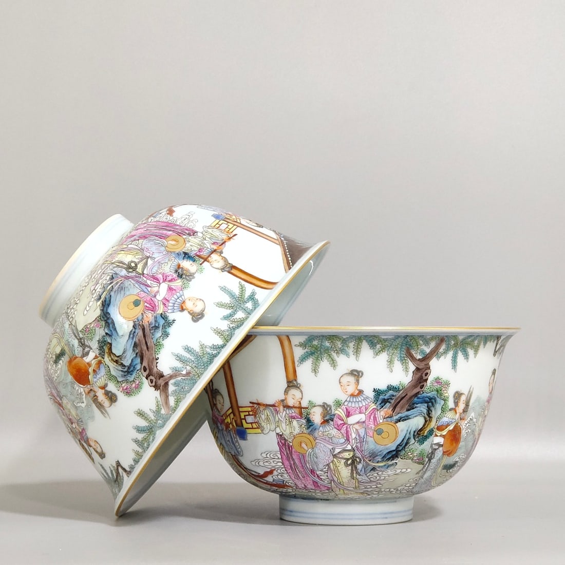 An Exquisite Chinese character story bowl: Size: Width 12 cm - Height 6.8 cm Materials: Porcelain Dynasty: Qing dynasty Inscription: Qianlong Mark Object: bowl