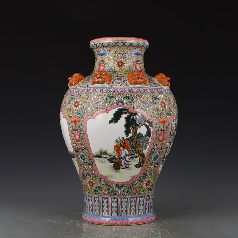 An Exquisite Chinese Gu Yuexuan Pastel Vase: Size: Height 42 cm - Widthh 25 cm Materials: Porcelain Dynasty: Qing Dynasty Attribution: Qinglong Mark Object: vase
