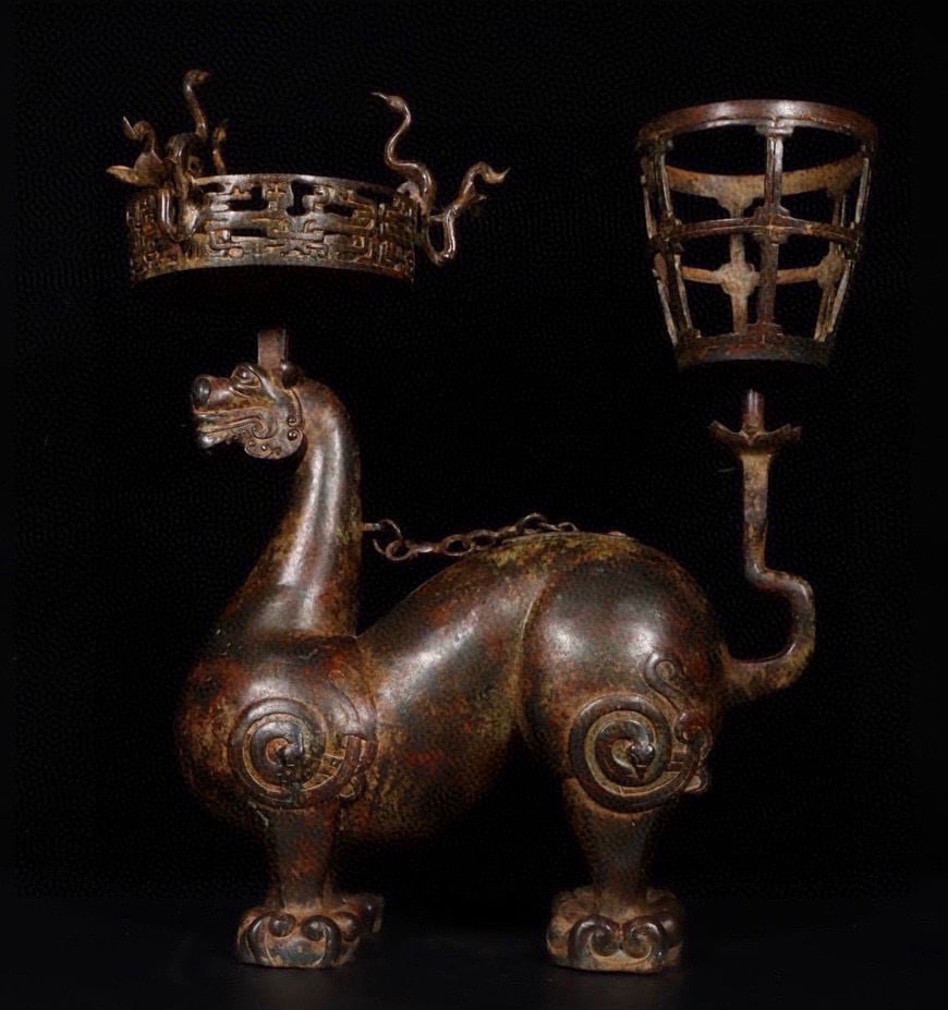 An Exquisite Chinese Bronze mythical beast lamp plate: Size: Height 56 cm - Width 47 cm Materials: Bronze Dynasty: Han dynasty Attribution: 1st to 3rd-C Object: Bell