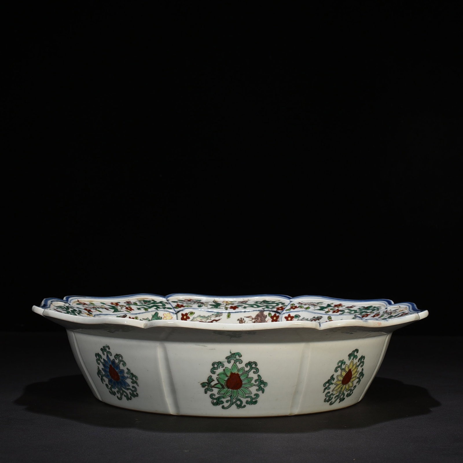 An Exquisite Chinese multi colored dragon pattern folding edge basin - 7