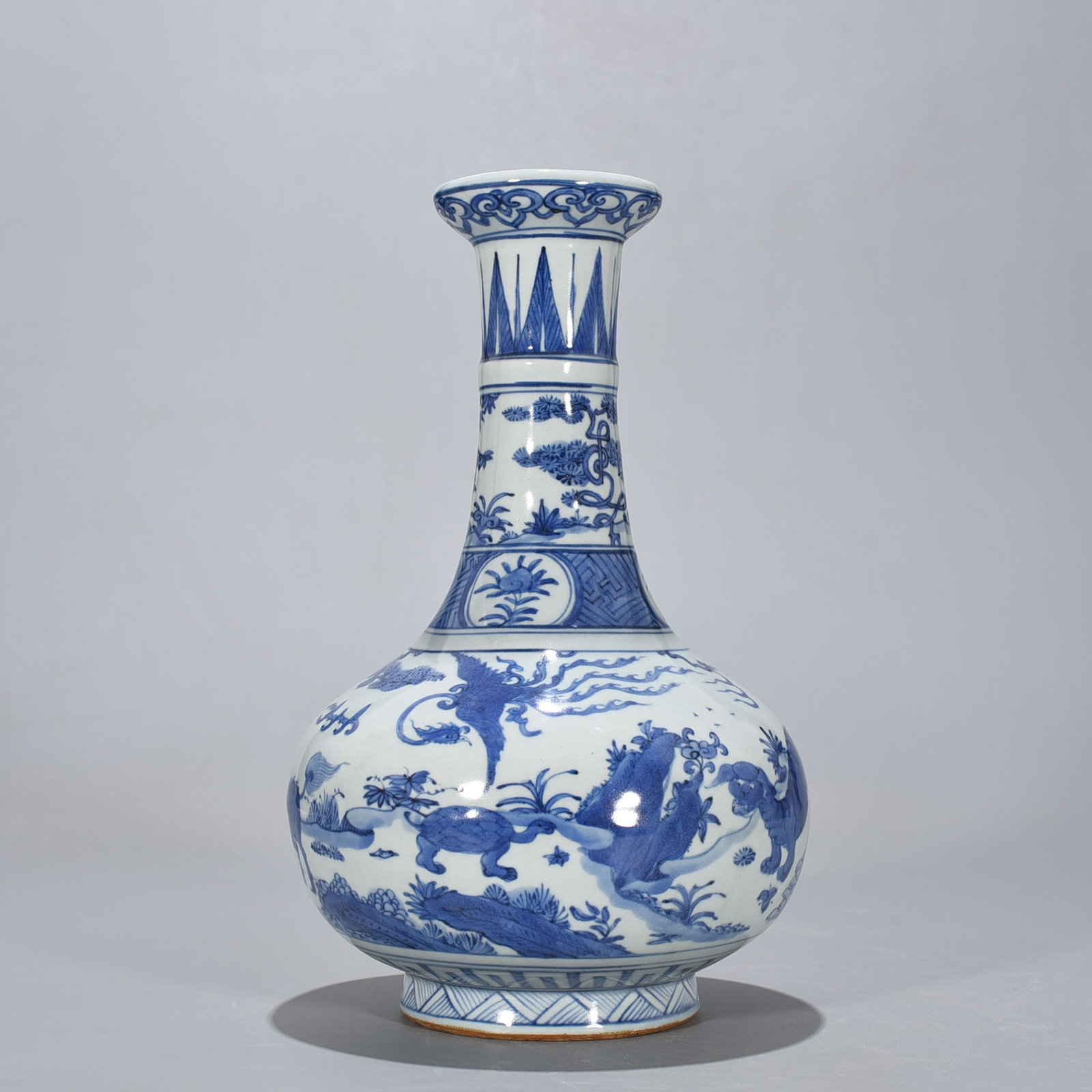 An Exquisite Chinese Changchun stylAnimal pattern bottle - 3
