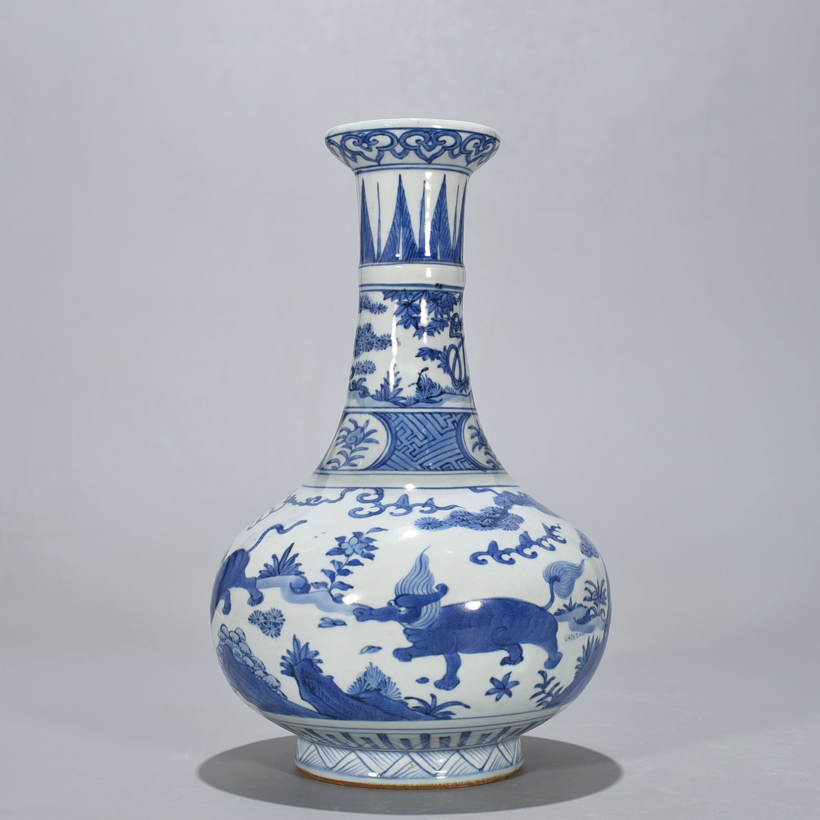 An Exquisite Chinese Changchun stylAnimal pattern bottle - 6