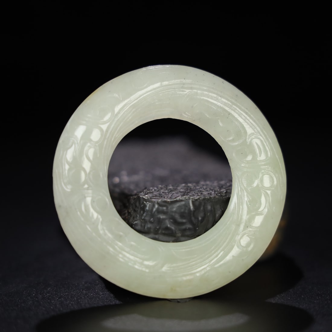 An Exquisite Chinese Natural Jade Carved Pendant: Size: Width 7.8 cm - Height 0.6 cm Materials: Jade Dynasty: Qing dynasty Attribution: Qianlong Period Object: Pendant