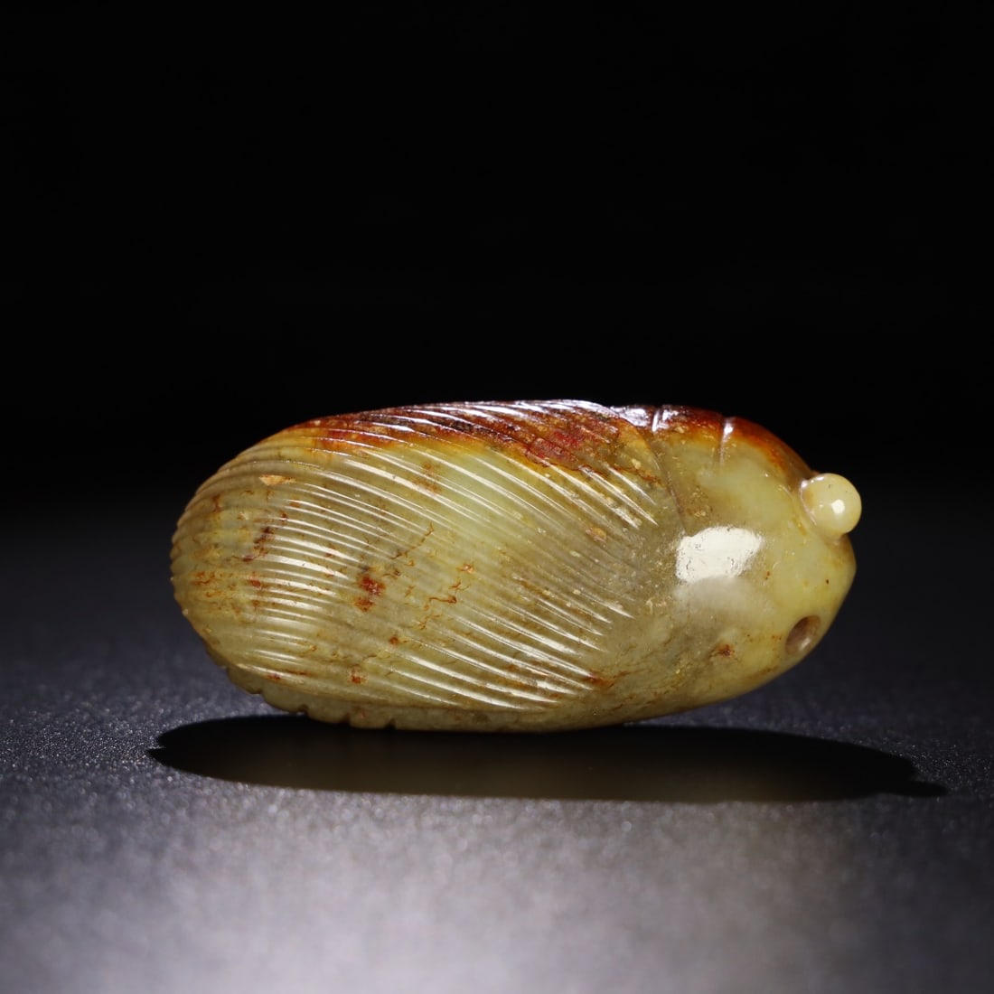 An Exquisite Chinese Natural Jade Carved cicada (1 of 9)