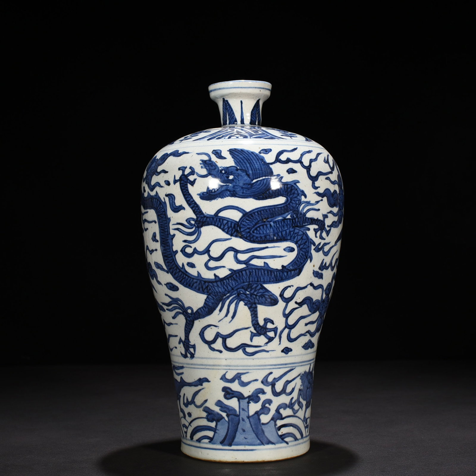 An Exquisite Chinese blue and white plum vase: Size: Height 33 cm - Widthh 19 cm Materials: Porcelain Dynasty: Ming Dynasty Attribution: Wanli Mark Object: vase
