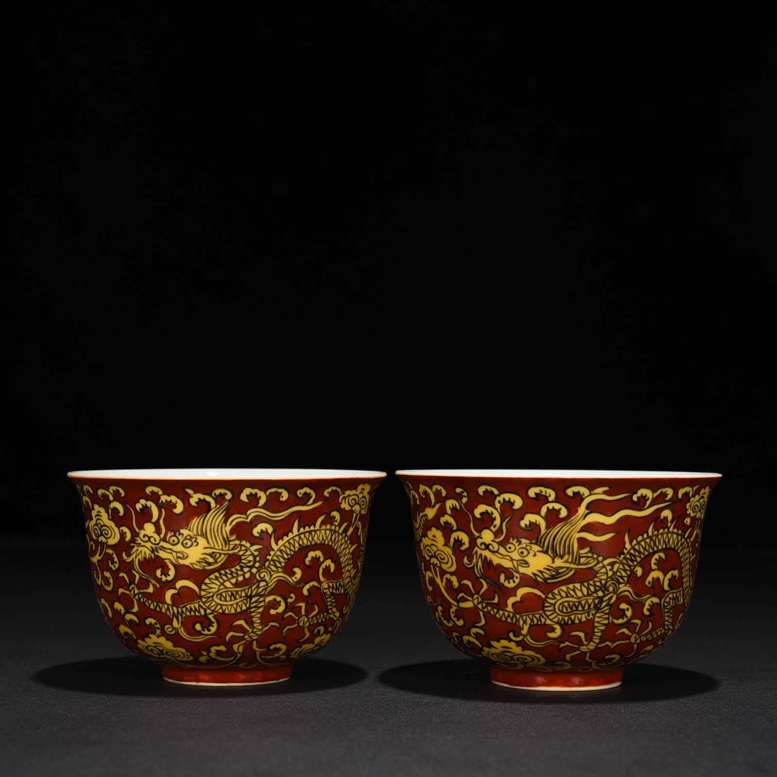 An Exquisite Chinese red ground yellow dragon cup: Size: Height 6.5 cm - Widthh 10.3 cm Materials: Porcelain Dynasty: Ming Dynasty Attribution: Jiajing Mark Object: cup