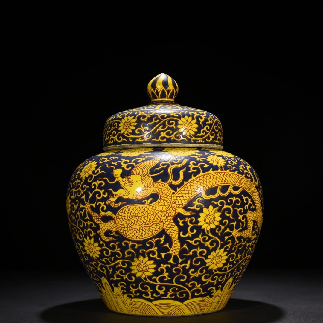 An Exquisite Chinese blue ground yellow color lid jar: Size: Height 42 cm - Widthh 30 cm Materials: Porcelain Dynasty: Ming Dynasty Attribution: Jiajing Mark Object: jar