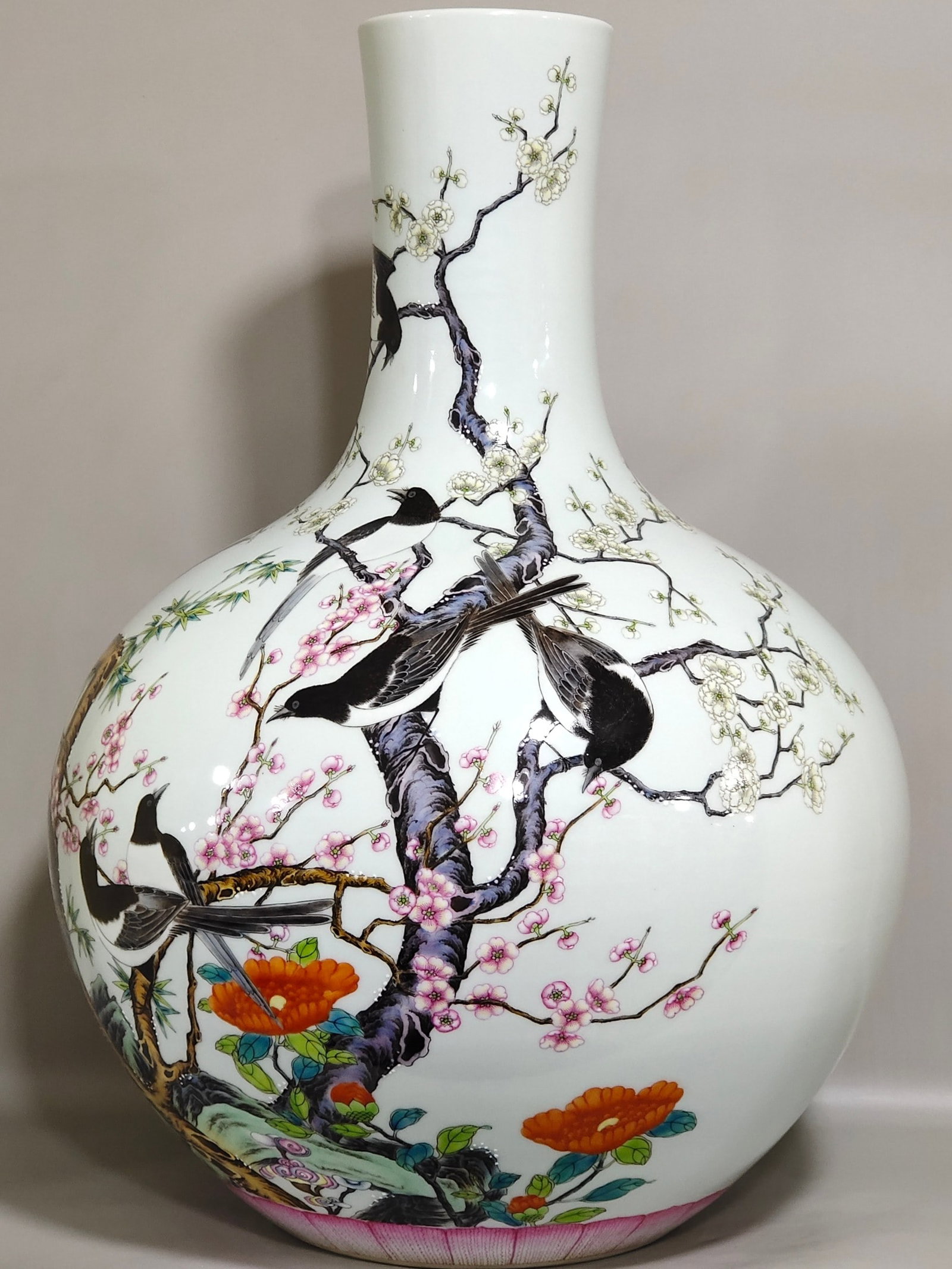 An Exquisite Chinese a celestial sphere vase - 3