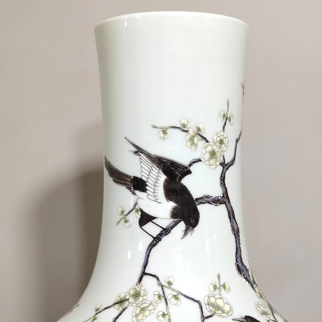 An Exquisite Chinese a celestial sphere vase - 4