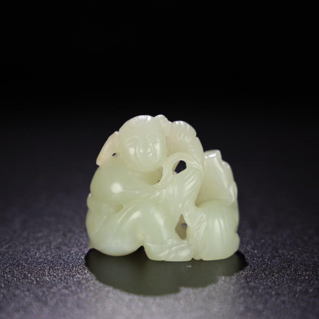 An Exquisite Chinese Natural Jade Carved Animal Handle: Size: Width 4.9 cm - Height 4.4 cm Materials: Jade Dynasty: Qing dynasty Attribution: Qianlong Period Object: animal handle