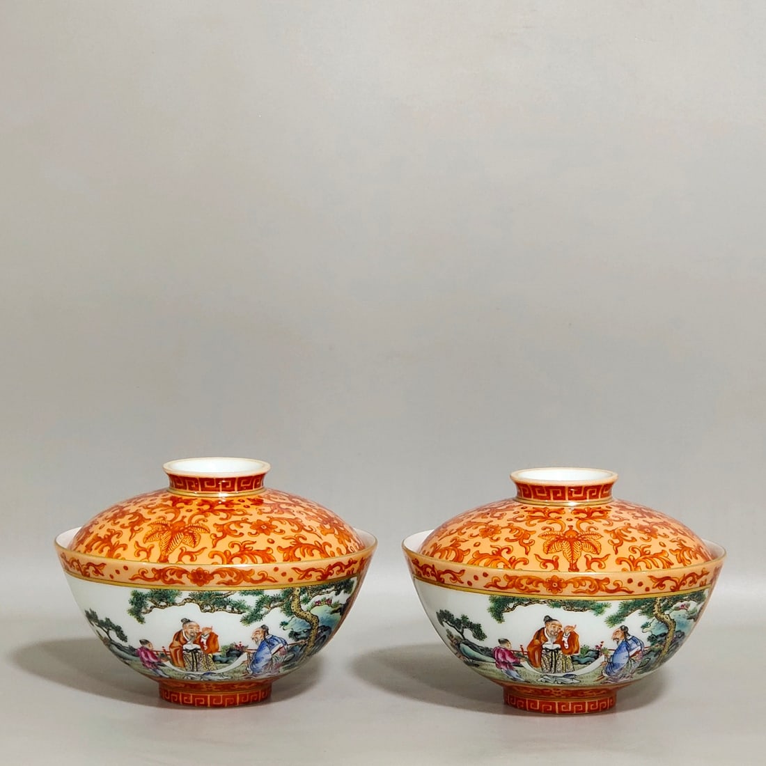 An Exquisite Chinese Gonghong window character story bowl: Size: Width 10.1 cm - Height 7.5 cm Materials: Porcelain Dynasty: Qing dynasty Inscription: Qianlong Mark Object: bowl