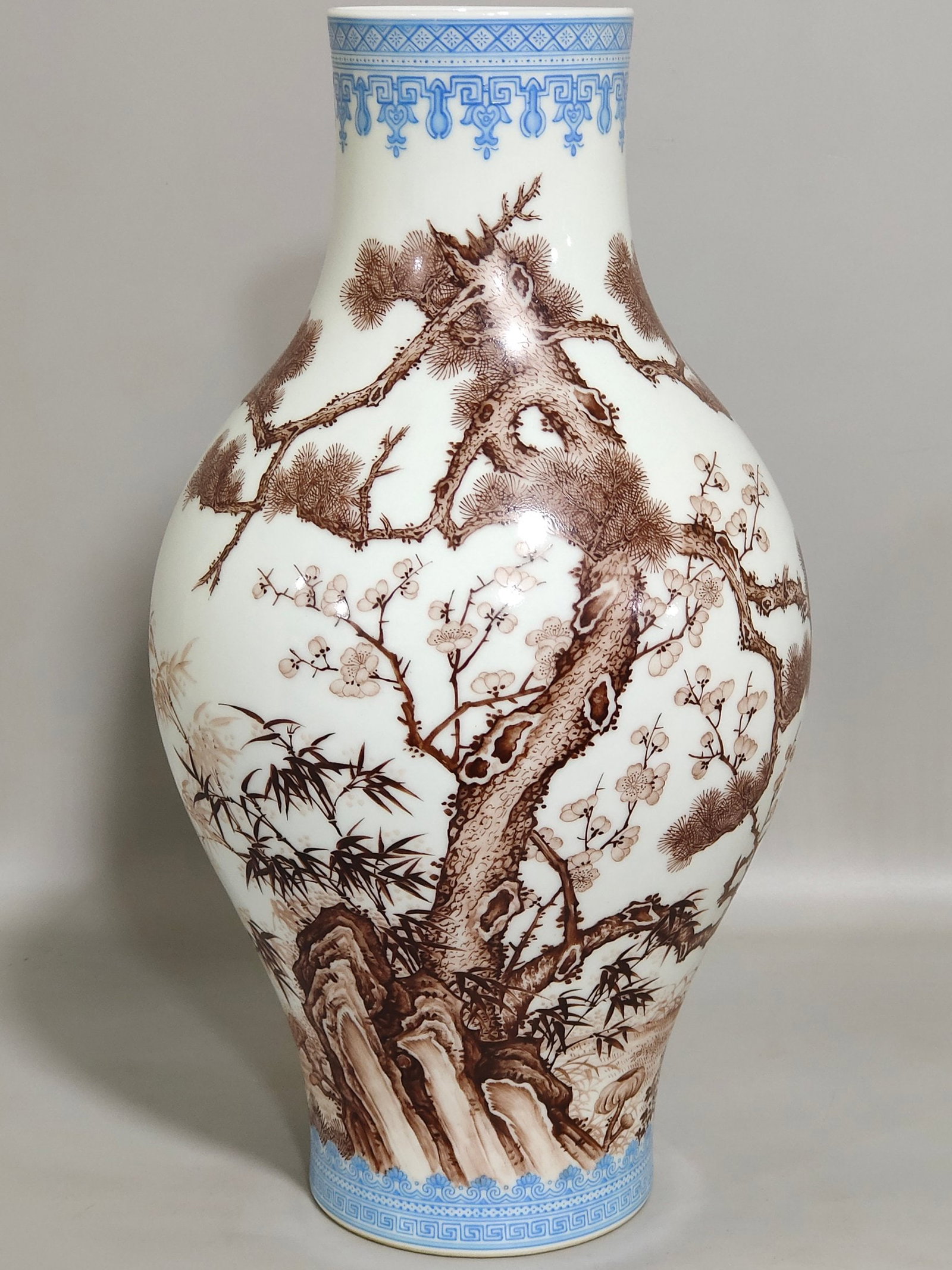 An Exquisite Chinese ink-colored green-edged olive vase with poems inscribed by three friends pine: Size: Height 13.5 cm - Width 13.5 cm Materials: Porcelain Dynasty: Qing dynasty Inscription: Qianlong Mark Object: vase