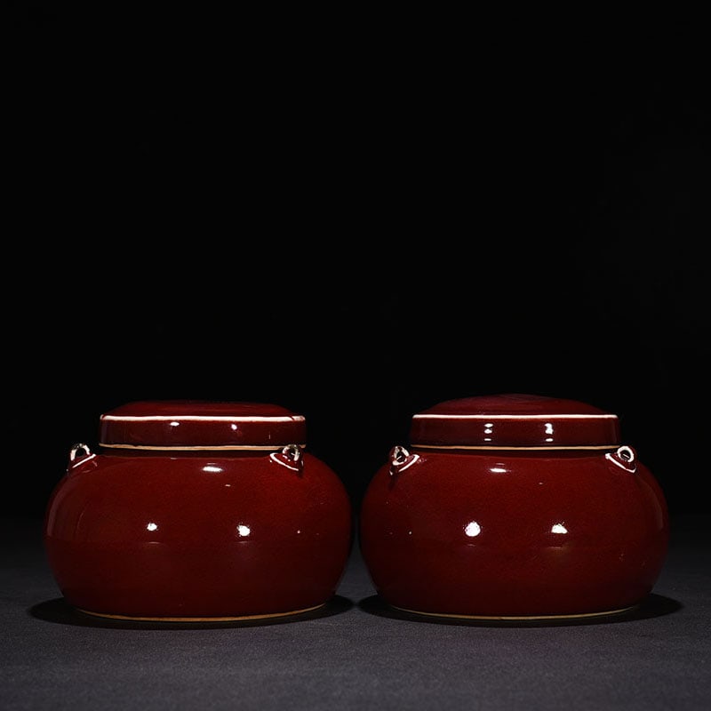 An Exquisite Chinese red glazed ruby lid jar: Size: Height 13 cm - Widthh 13 cm Materials: Porcelain Dynasty: Ming Dynasty Attribution: Xuande Mark Object: jar