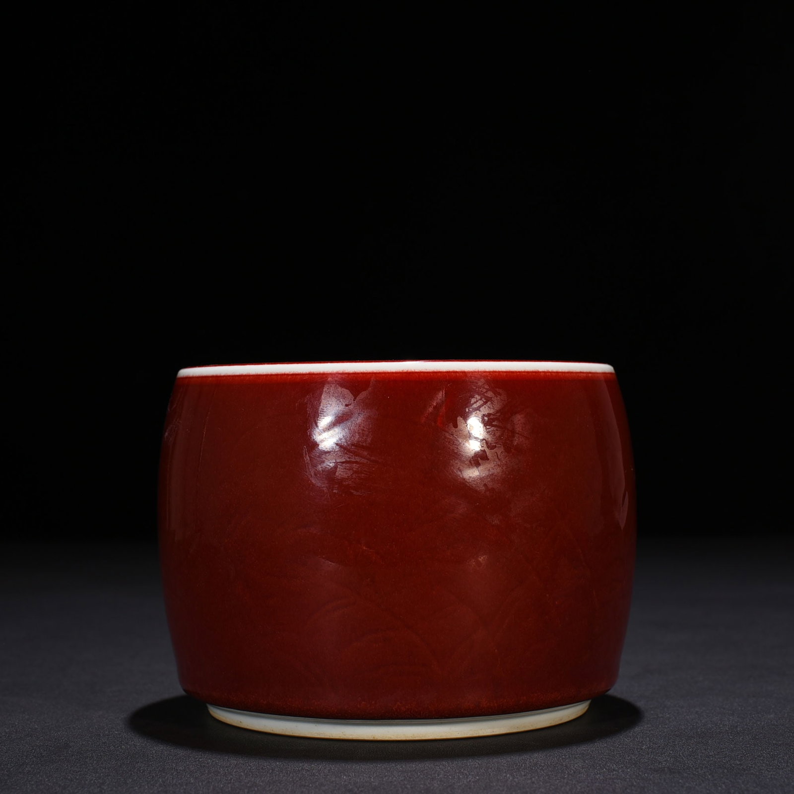 An Exquisite Chinese red glazed cricket jar: Size: Height 10 cm - Widthh 13 cm Materials: Porcelain Dynasty: Ming Dynasty Attribution: Xuande Mark Object: jar