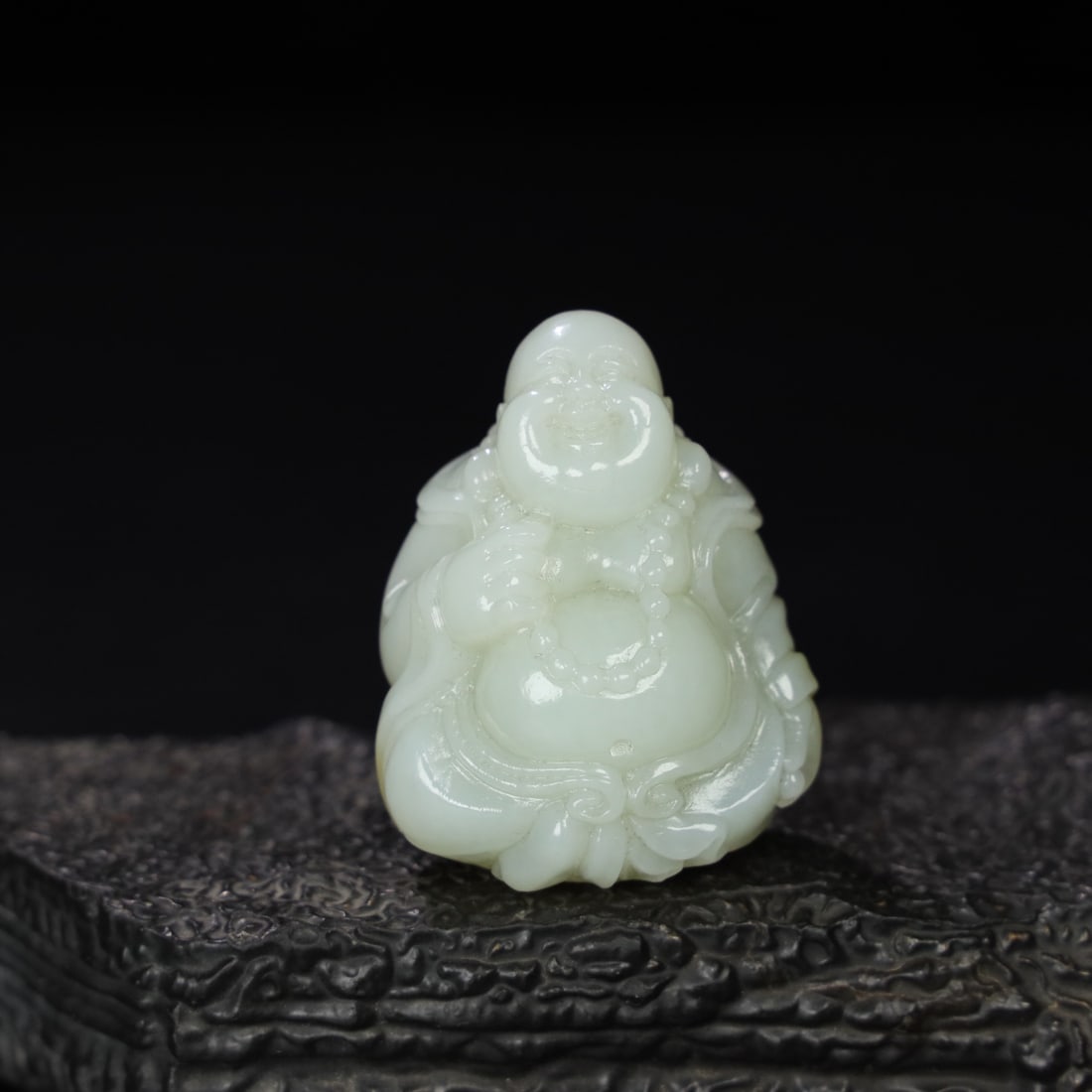 An Exquisite Chinese Natural Jade Carved Buddha (1 of 9)