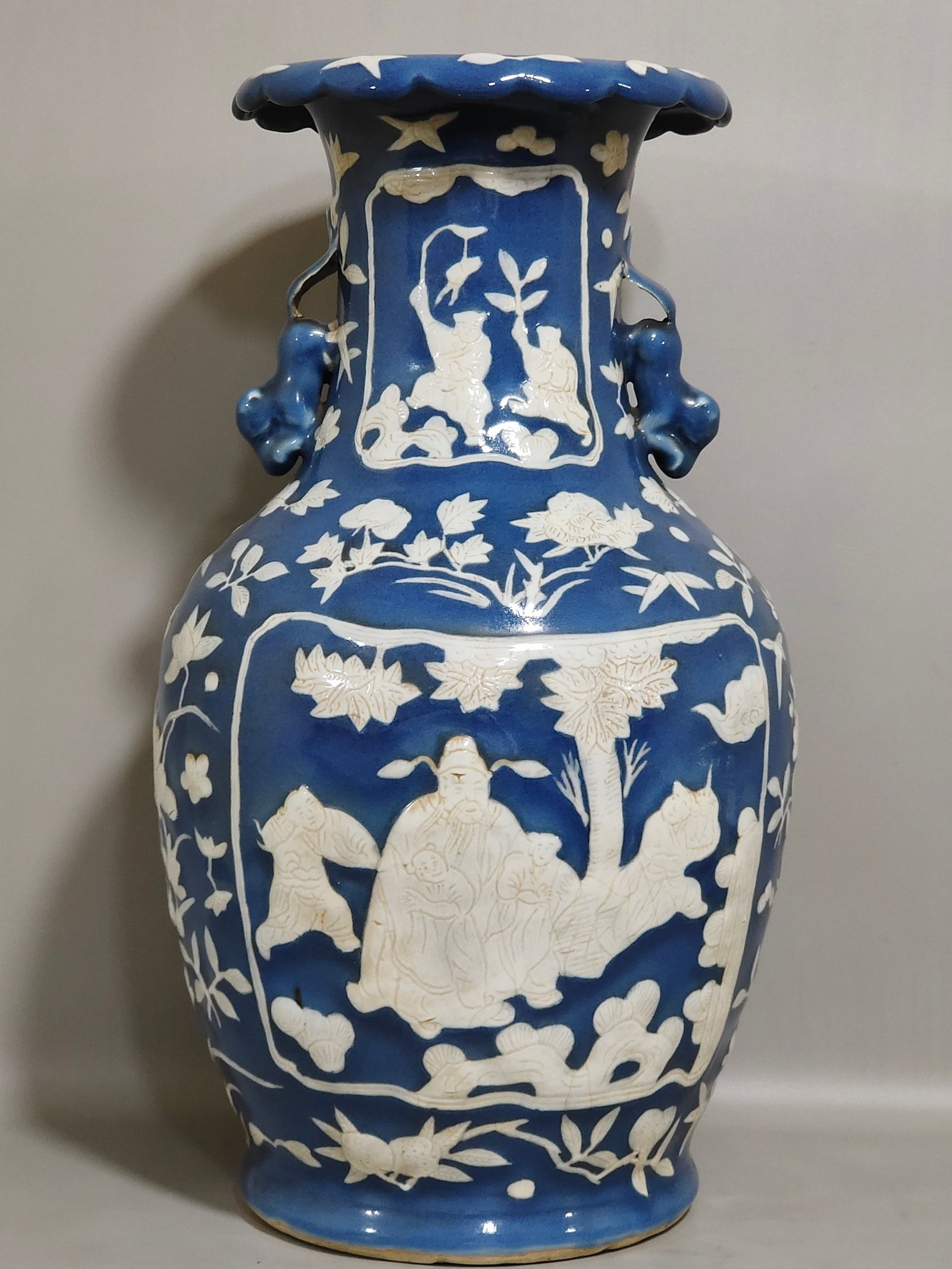 An Exquisite Chinese A blue-glazed white amphora: Size: Height 38 cm - Width 20 cm Materials: Porcelain Dynasty: Qing dynasty Inscription: Qianlong Mark Object: amphora
