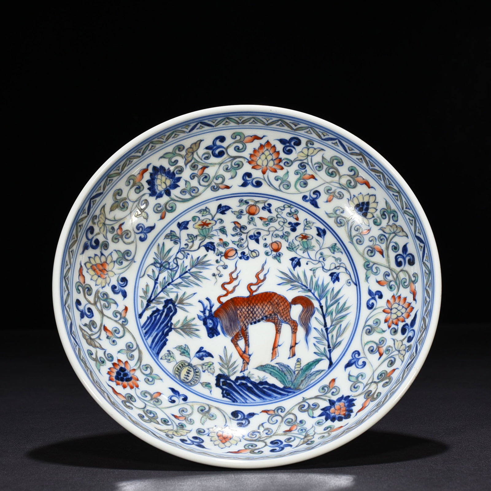 An Exquisite Chinese blue and white tall plate: Size: Height 12 cm - Widthh 23 cm Materials: Porcelain Dynasty: Ming Dynasty Attribution: Xuande Mark Object: plate