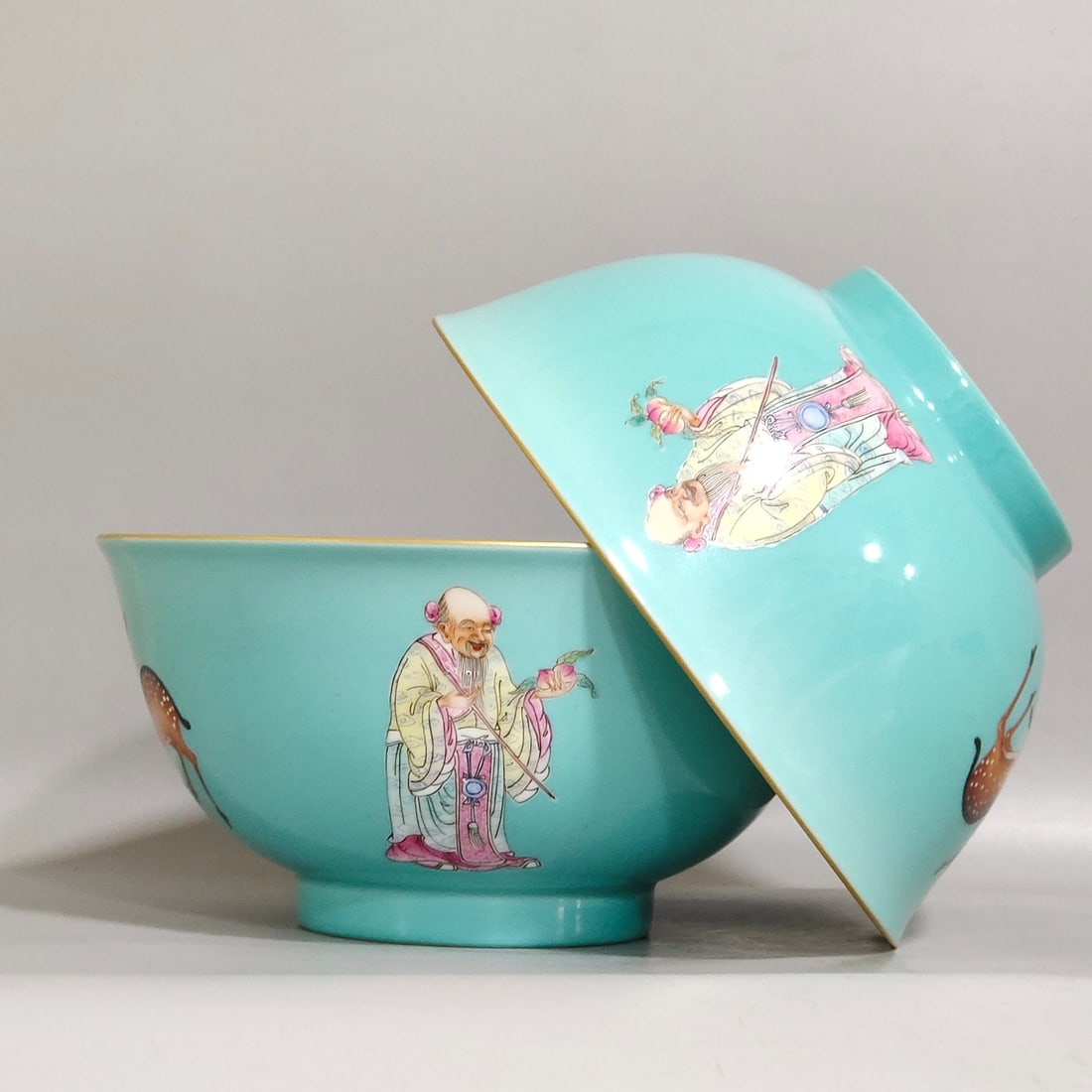 An Exquisite Chinese turquoise green mushroom longevity bowl: Size: Width 7.8 cm - Height 15.7 cm Materials: Porcelain Dynasty: Qing dynasty Inscription: Qianlong Mark Object: bowl