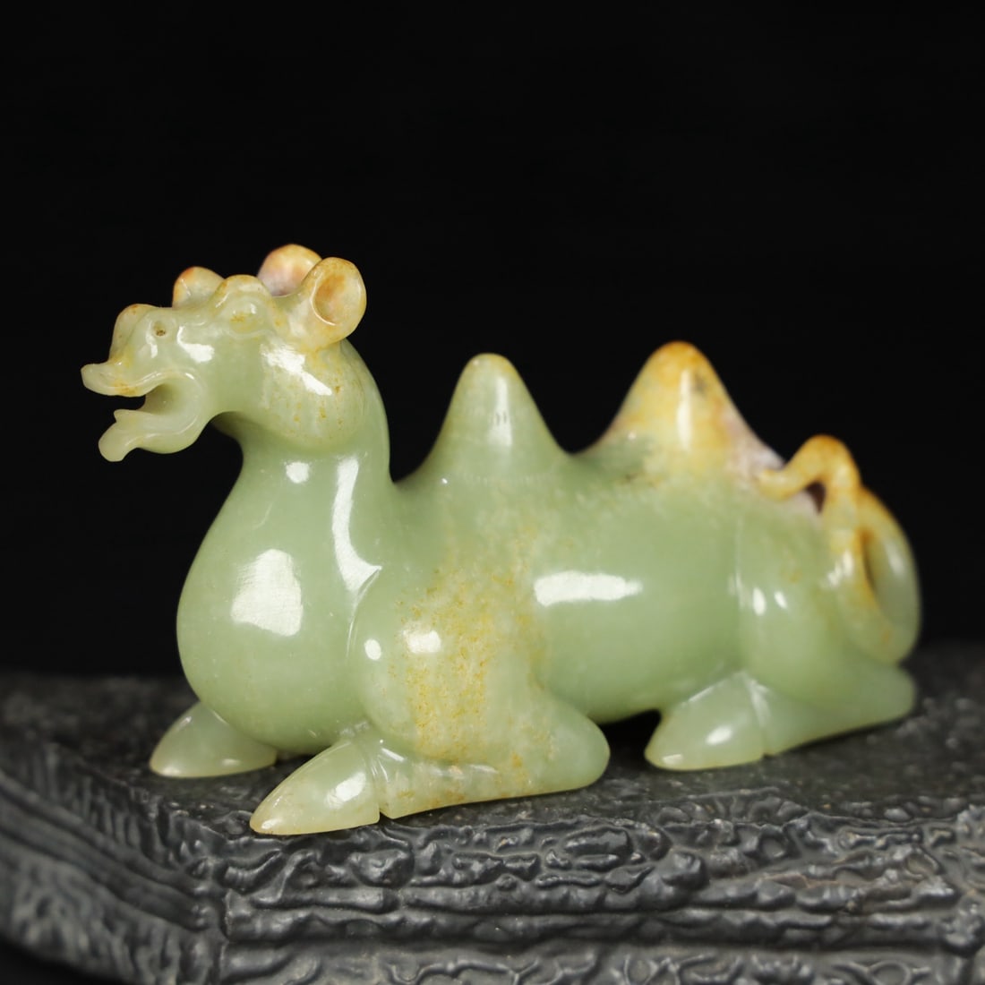 An Exquisite Chinese Natural Jade Carved Camel Ornaments (1 of 9)