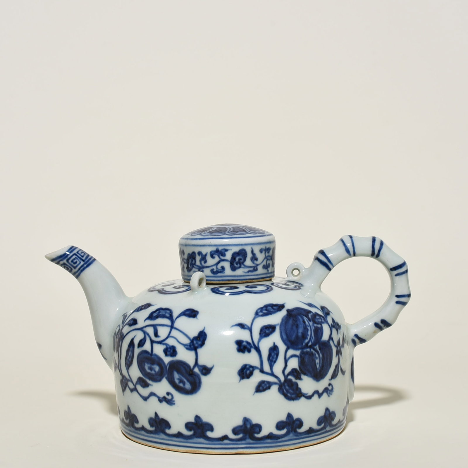 An Exquisite Chinese blue and white bamboo pot with folded branches (1 of 8)