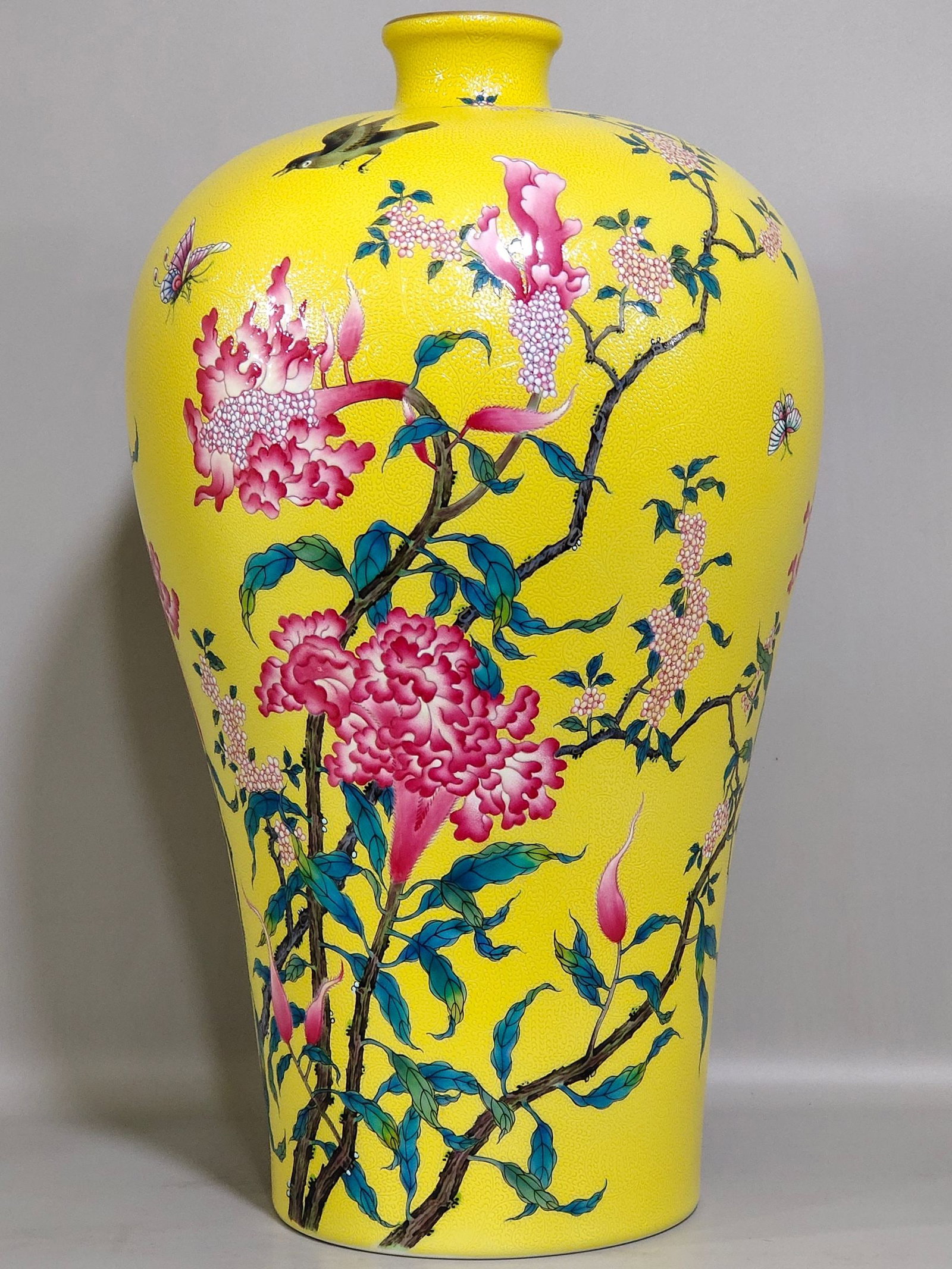 An Exquisite Chinese lemon yellow glazed plum vase