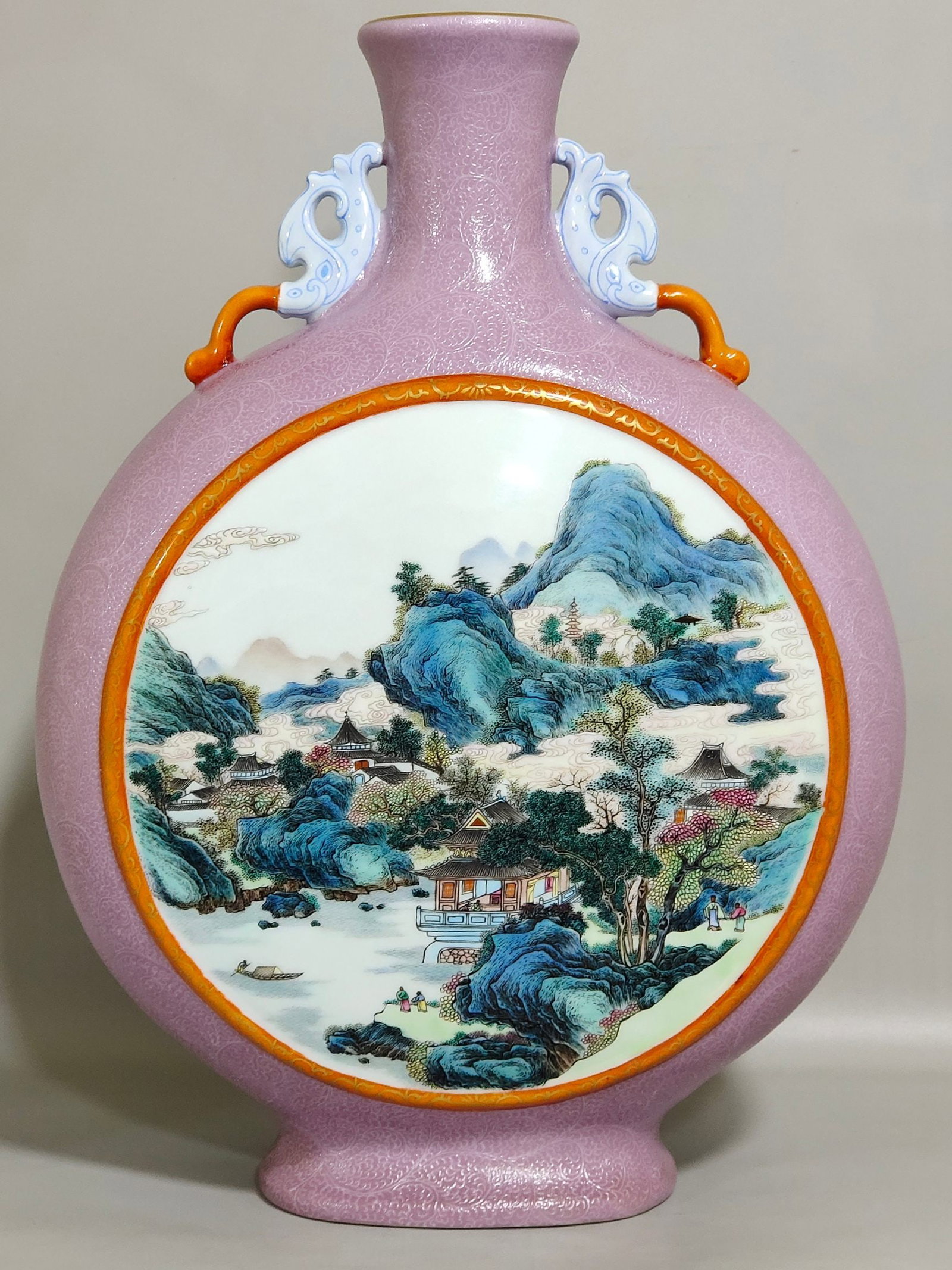 An Exquisite Chinese peach red glazed flower-opening landscapeAnd moon vase: Size: Height 32 cm - Width 22.5 cm Materials: Porcelain Dynasty: Qing dynasty Inscription: Qianlong Mark Object: vase