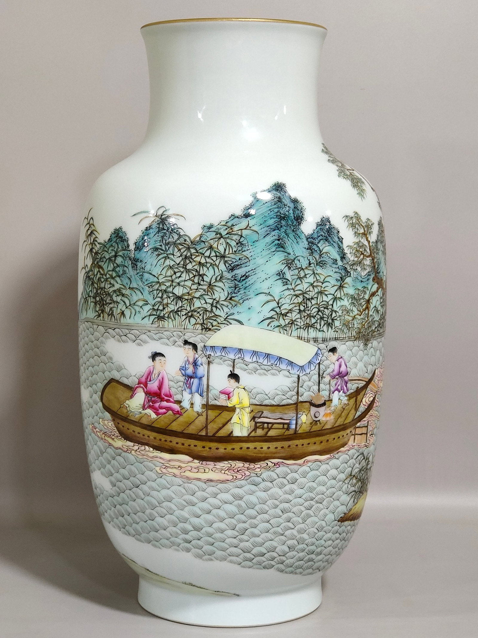 An Exquisite Chinese boating tea-makingAnd poetry vase: Size: Height 31.3 cm - Width 17.4 cm Materials: Porcelain Dynasty: Qing dynasty Inscription: Qianlong Mark Object: vase