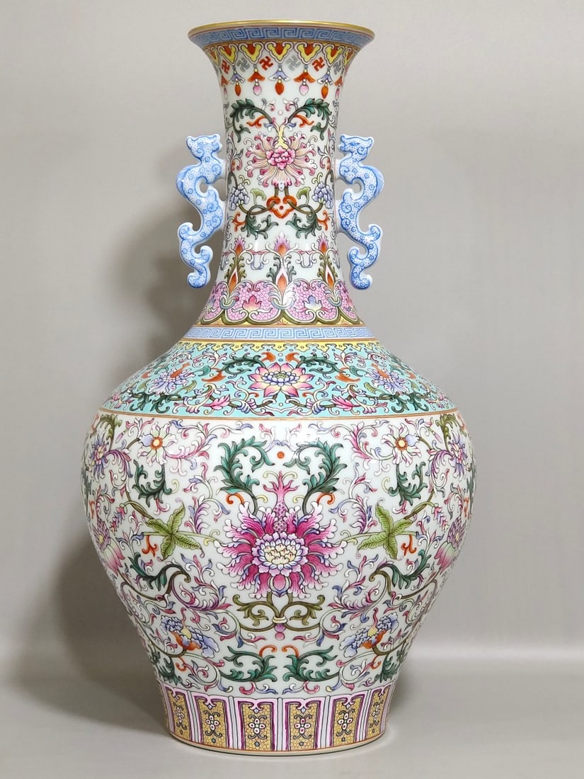 An Exquisite Chinese Yangcai Fushou Lianlian amphora (1 of 8)