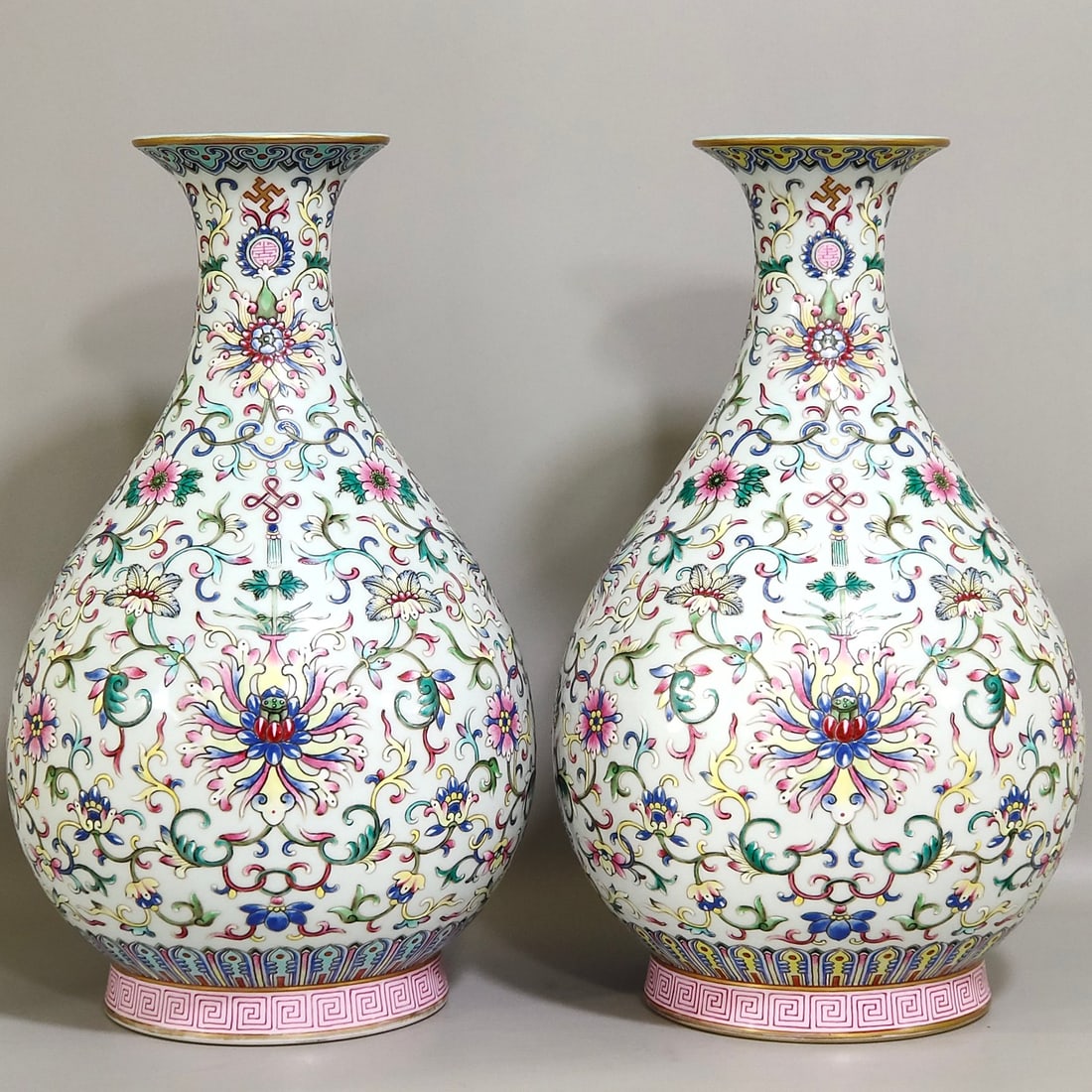 An Exquisite Chinese Yangcai Western Pan Lotus Jade Spring Vase: Size: Height 30 cm - Width 17 cm Materials: Porcelain Dynasty: Qing dynasty Inscription: Qianlong Mark Object: vase