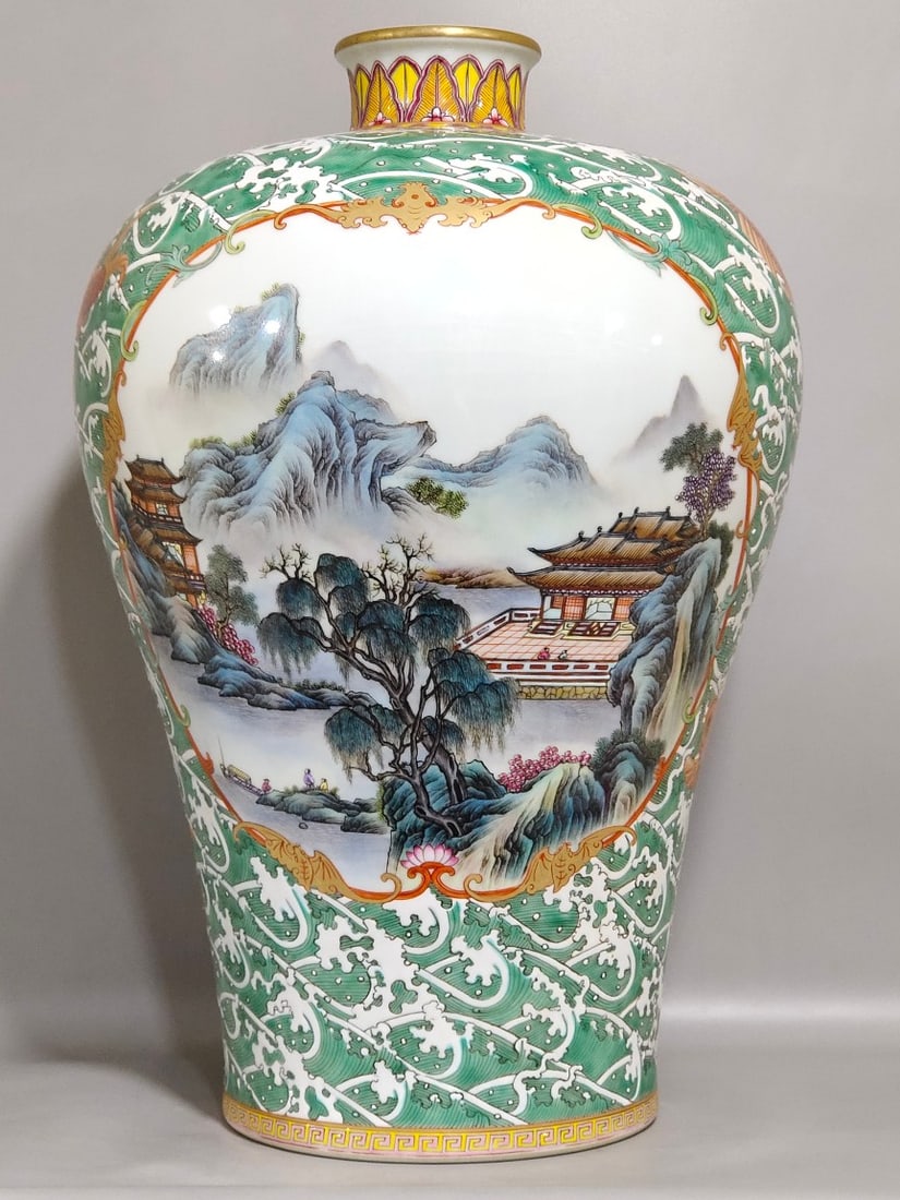 An Exquisite Chinese saltwater carp window landscape plum vase