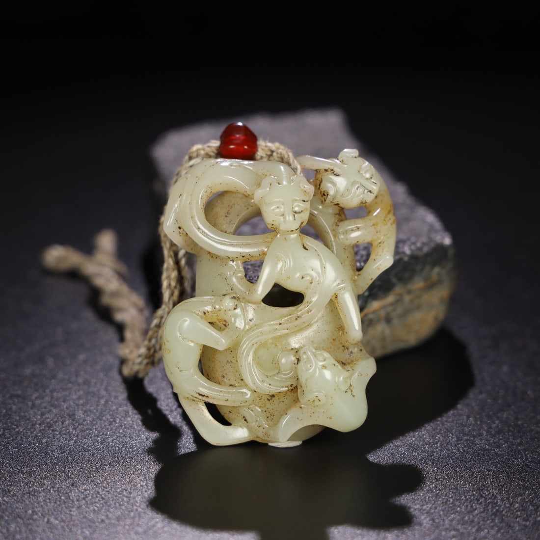 Chinese Natural Jade Carved Dragons Pendant: Size: Width 6.6 cm - Height 5.3 cm Materials: Jade Dynasty: Qing dynasty Attribution: Qianlong Period Object: Dragon Pendant