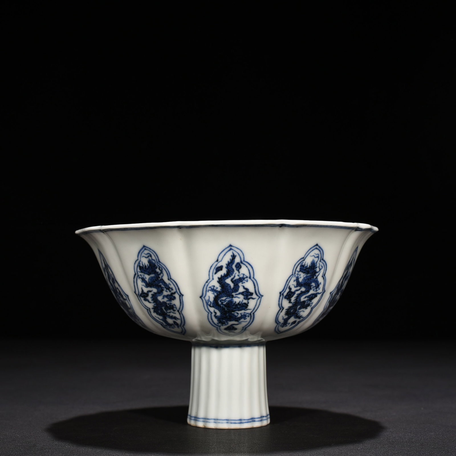 An Exquisite Chinese blue and white dragon pattern mouth tall bowl: Size: Height 10.5 cm - Widthh 16.5 cm Materials: Porcelain Dynasty: Ming dynasty Attribution: Xuande Object: tall bowl