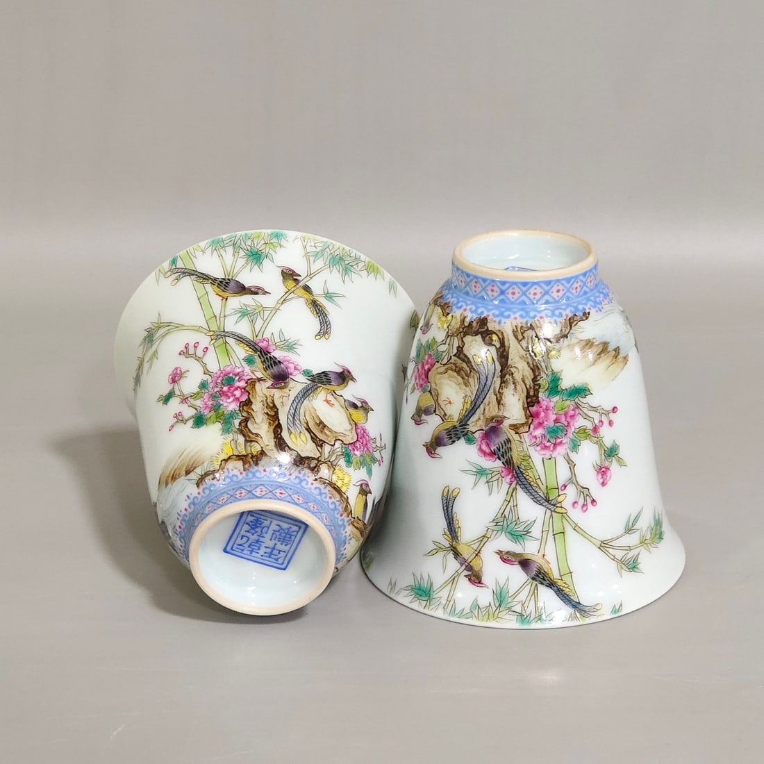 An Exquisite Chinese enamel bell cup with poems about flowersAnd birds: Size: Width 6.2 cm - Height 6 cm Materials: Porcelain Dynasty: Qing dynasty Inscription: Qianlong Mark Object: cup