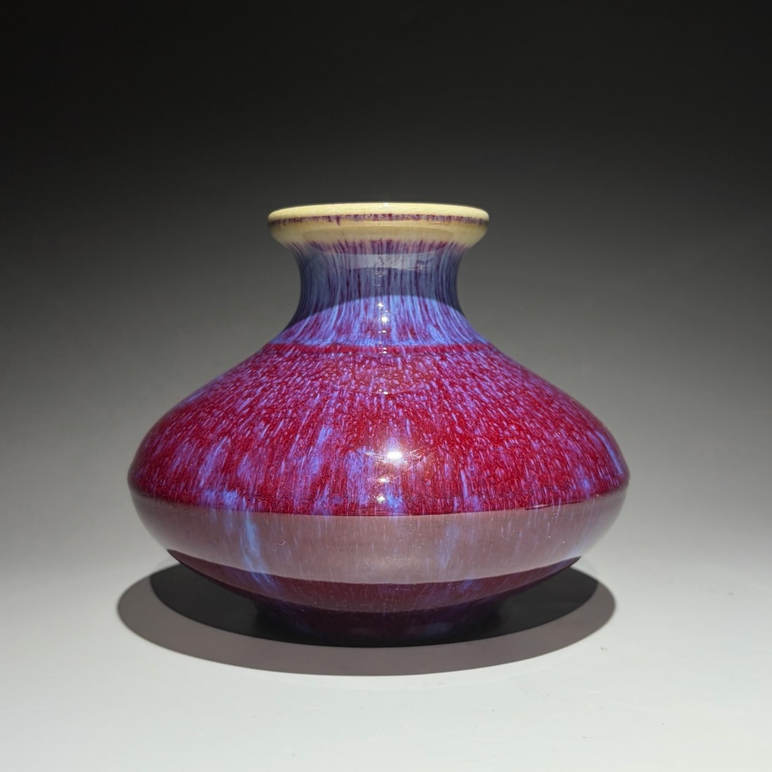 An Exquisite Chinese kiln glazed fish Porcelain basket: Size: Width 19 cm - Height 15.5 cm Materials: Porcelain Dynasty: Qing dynasty Attribution: Yongzheng Period Object: basket
