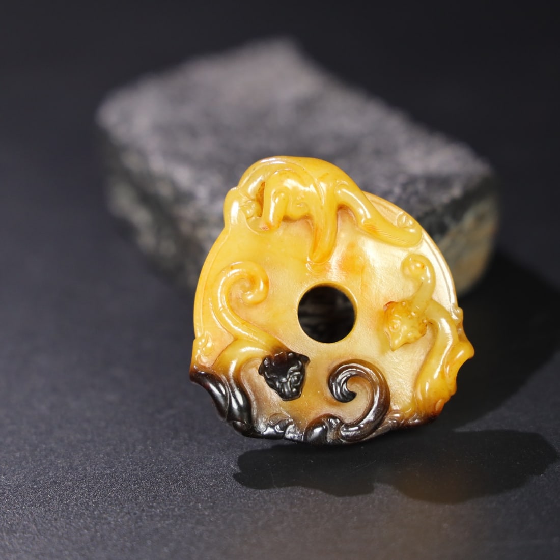 Chinese Natural Jade Carved Pendant: Size: Width 5.9 cm - Height 5.5 cm Materials: Jade Dynasty: Qing dynasty Attribution: Qianlong Period Object: Pendant