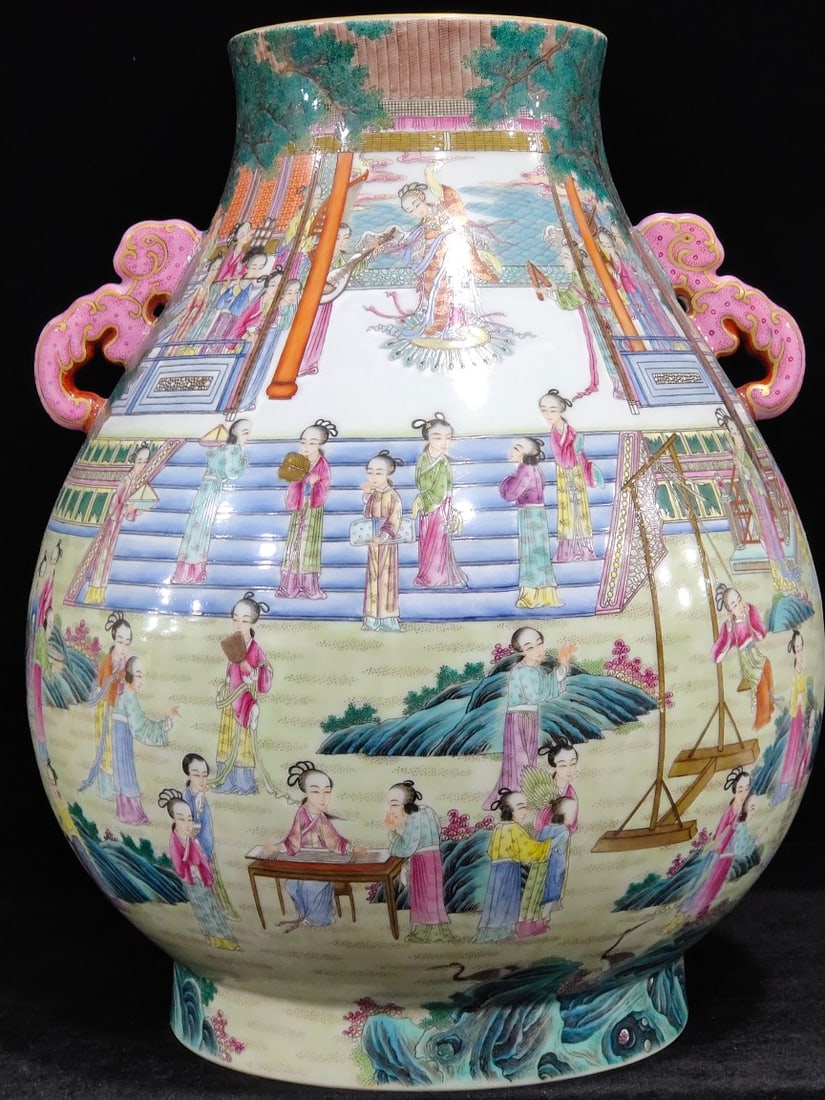 An Exquisite Chinese Hundred Beautiful Pictures Two Eared Buddha Barrel Statue: Size: Height 47 cm - Width 37 cm Materials: Porcelain Dynasty: Qing dynasty Inscription: Qianlong Mark Object: vase