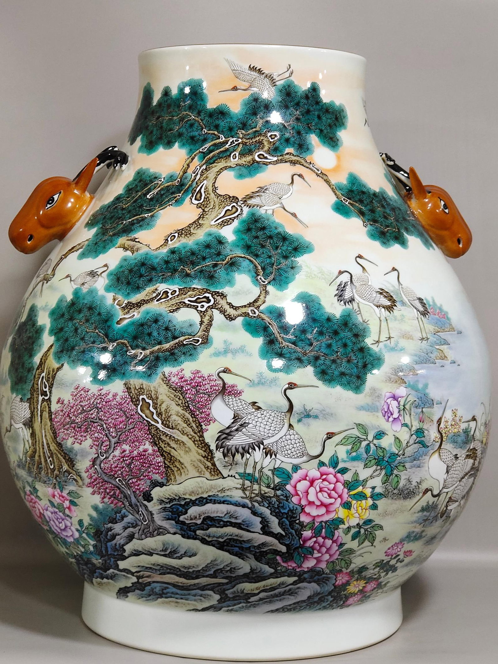 An Exquisite Chinese A deer headed statue of a hundred cranes (1 of 9)
