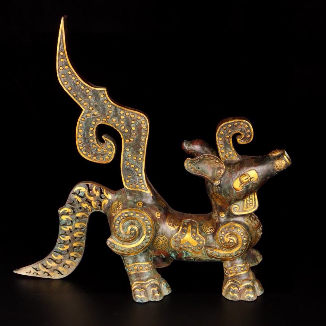 An Exquisite Chinese Beast with gold inscriptions: Size: Height 56 cm - Width 60 cm Materials: Bronze Dynasty: Han dynasty Attribution: 1st to 3rd-C Object: Chinese Antiques