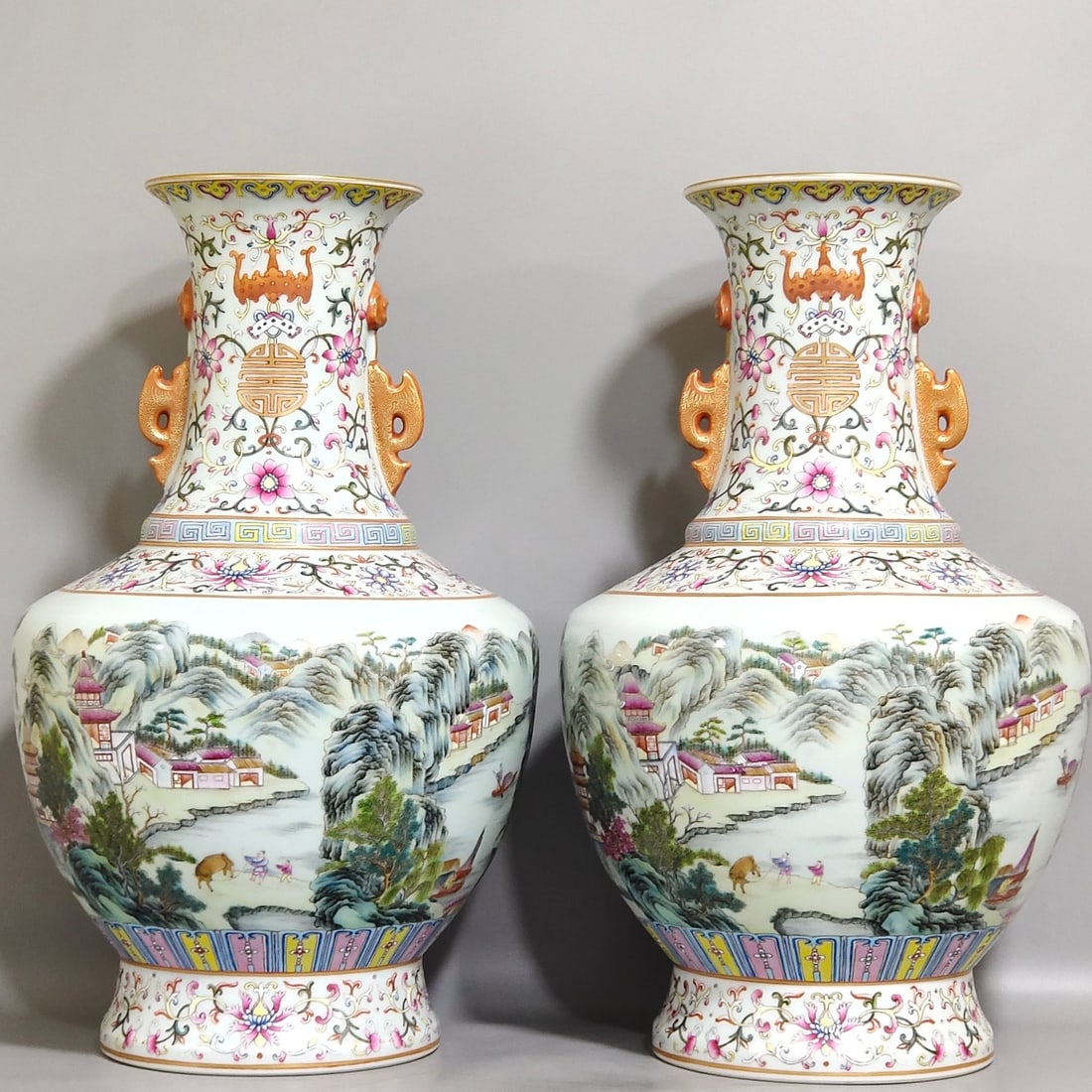 An Exquisite Chinese Fushou Shuangquan landscape amphora: Size: Height 36 cm - Width 20 cm Materials: Porcelain Dynasty: Qing dynasty Inscription: Qianlong Mark Object: amphora