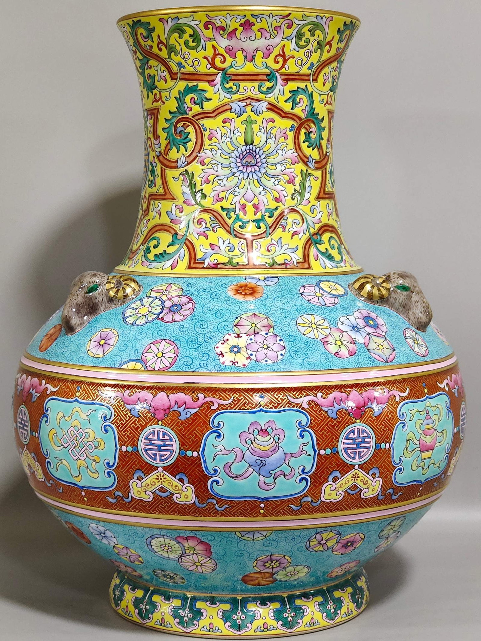 An Exquisite Chinese blessing and longevity Kaitai vase with eight treasures pattern and three sheep: Size: Height 34.5 cm - Width 26 cm Materials: Porcelain Dynasty: Qing dynasty Inscription: Qianlong Mark Object: vase