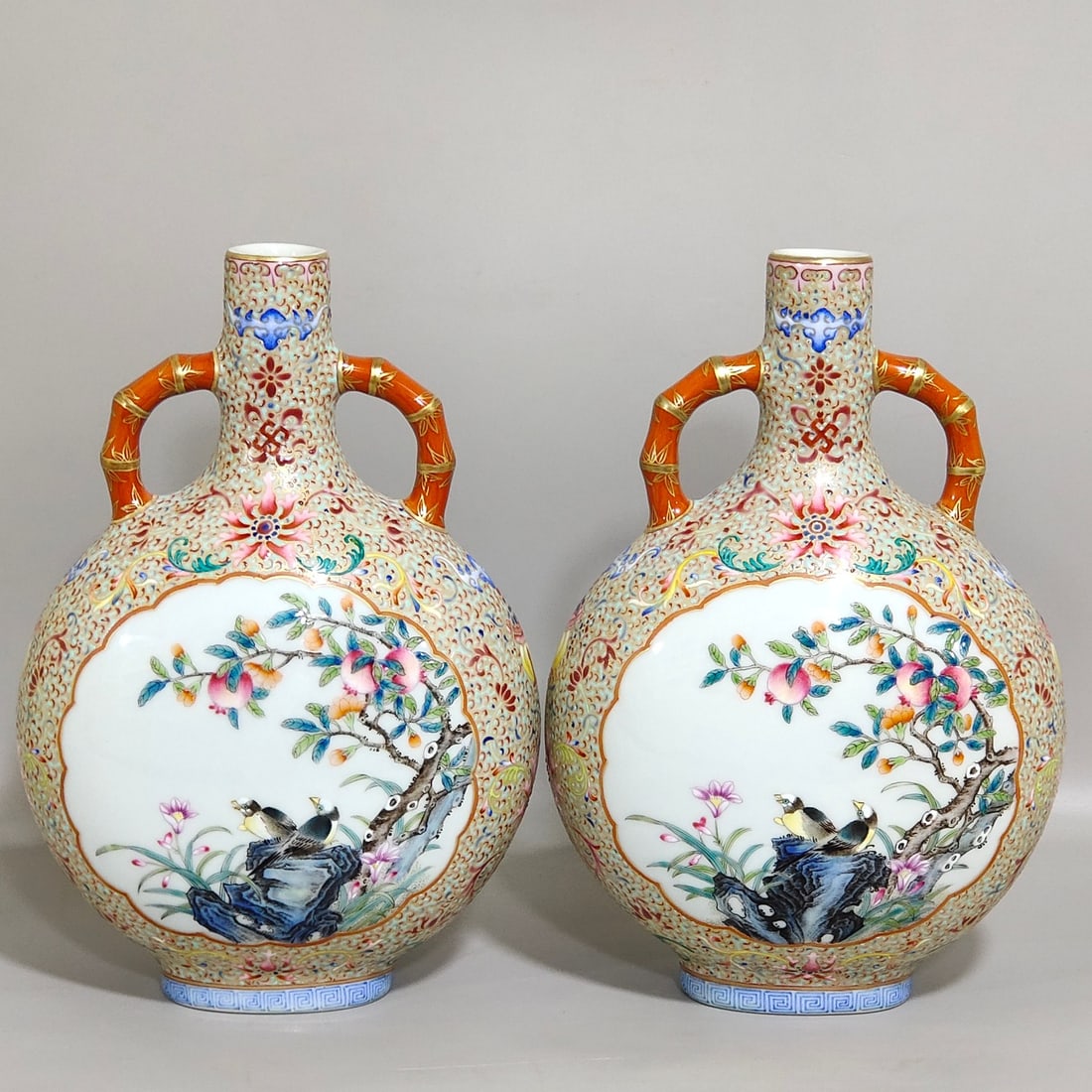 An Exquisite Chinese blessing and longevity vase with gold window opening flowers and birds: Size: Height 20.5 cm - Width 14.5 cm Materials: Porcelain Dynasty: Qing dynasty Inscription: Qianlong Mark Object: vase