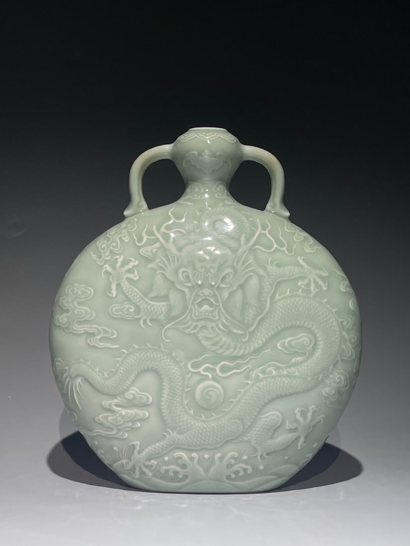 An Exquisite Chinese pink celadon glazed cloud and dragon Porcelain vase: Size: Height 22 cm - Width 19 cm Materials: Porcelain Dynasty: Qing dynasty Attribution: Qianlong Period Object: vase