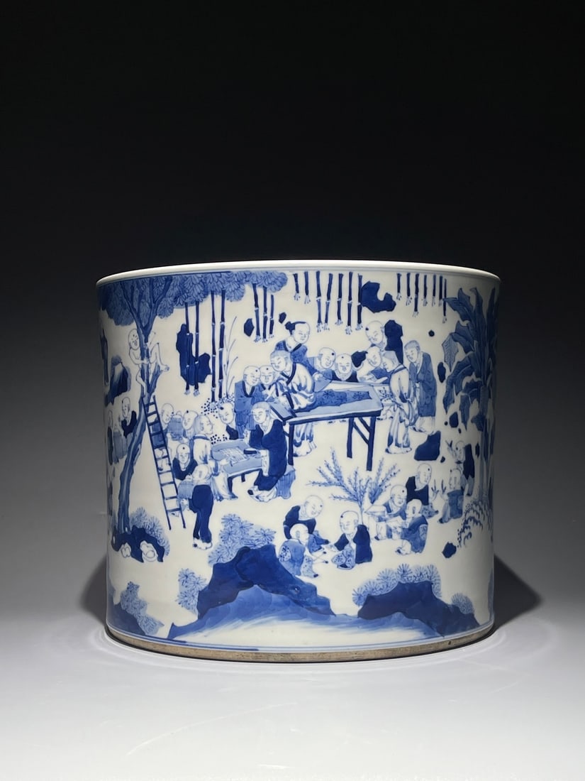 An Exquisite Chinese large blue and white hundreds of children playing with babies Porcelain pen (1 of 8)