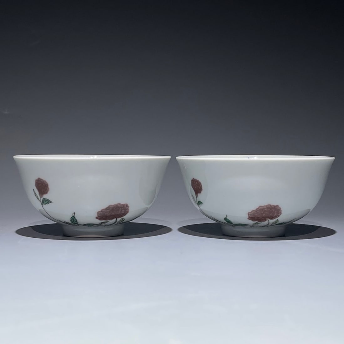 An Exquisite Chinese underglaze red and colorful Famile rose poetry Porcelain cup (1 of 8)