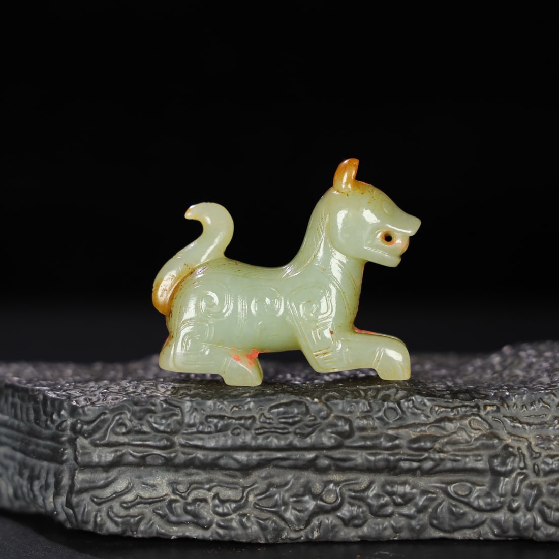 Chinese Natural Jade Carved Beasts: Size: Width 5.3 cm - Height 4.5 cm Materials: Jade Dynasty: Qing dynasty Attribution: Qianlong Period Object: Beasts