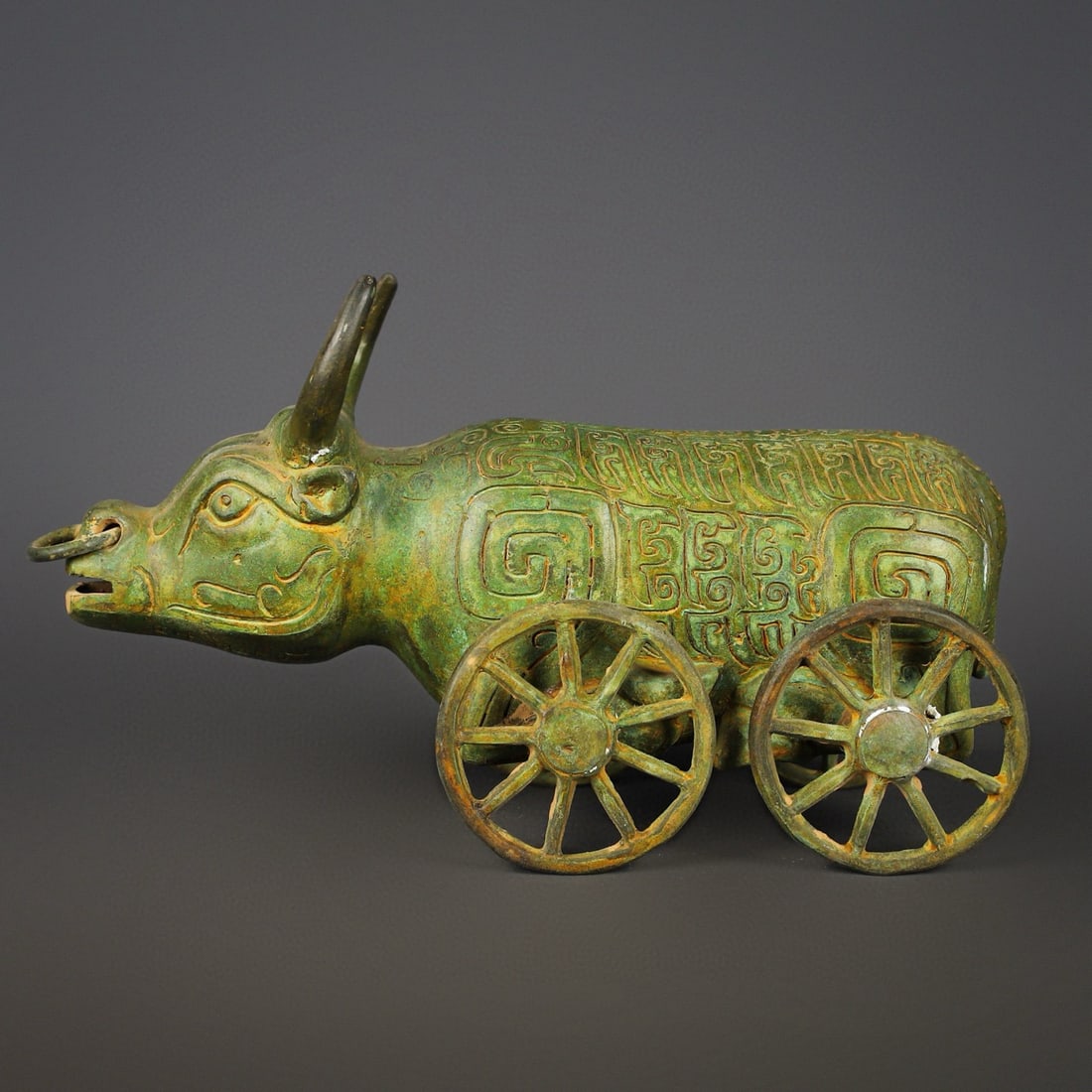 An Exquisite Chinese Bronze Ox Cart: Size: Height 15 cm - Width 26 cm Materials: Bronze Dynasty: Han dynasty Attribution: 1st to 3rd-C Object: Chinese Antiques