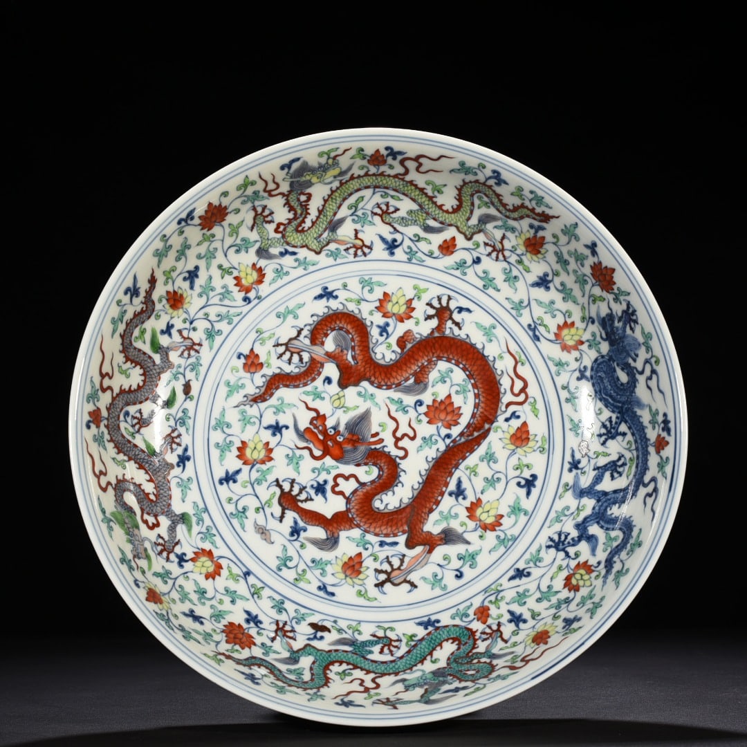 An Exquisite Chinese Doucai dish (1 of 9)