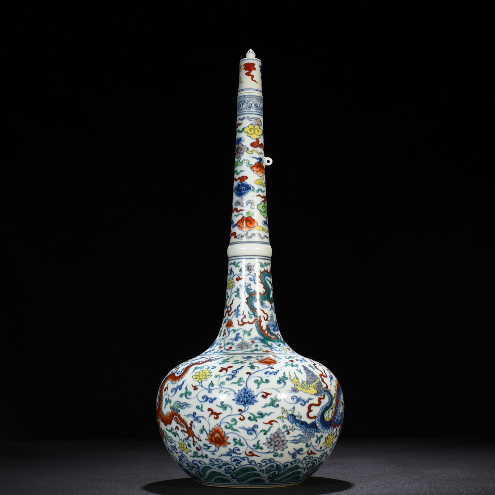 An Exquisite Chinese doucai neck bottle (1 of 9)