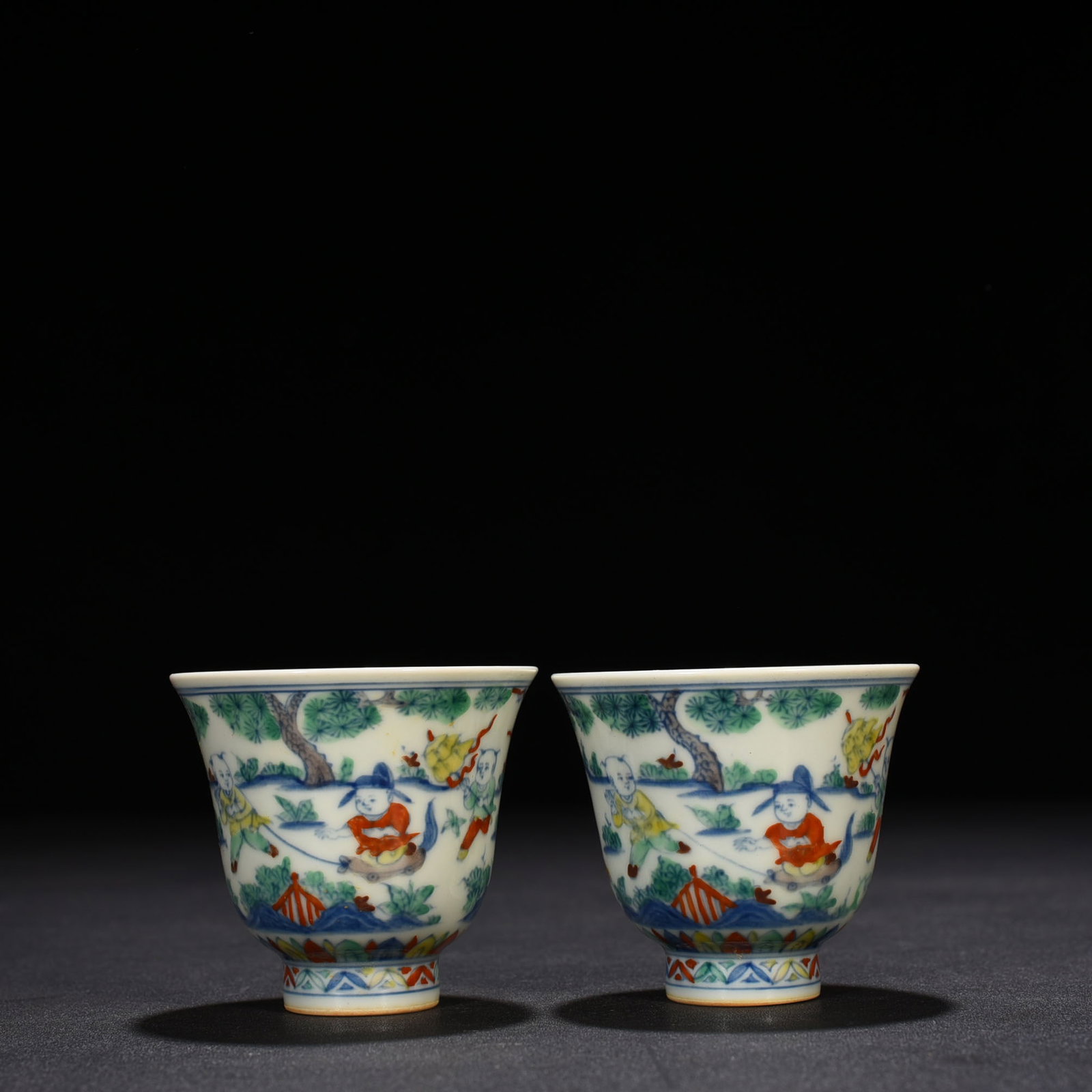 An Exquisite Chinese Doucai Colorful Cup: Size: Height 6 cm - Widthh 7 cm Materials: Porcelain Dynasty: Ming dynasty Attribution: chenghua Object: cup