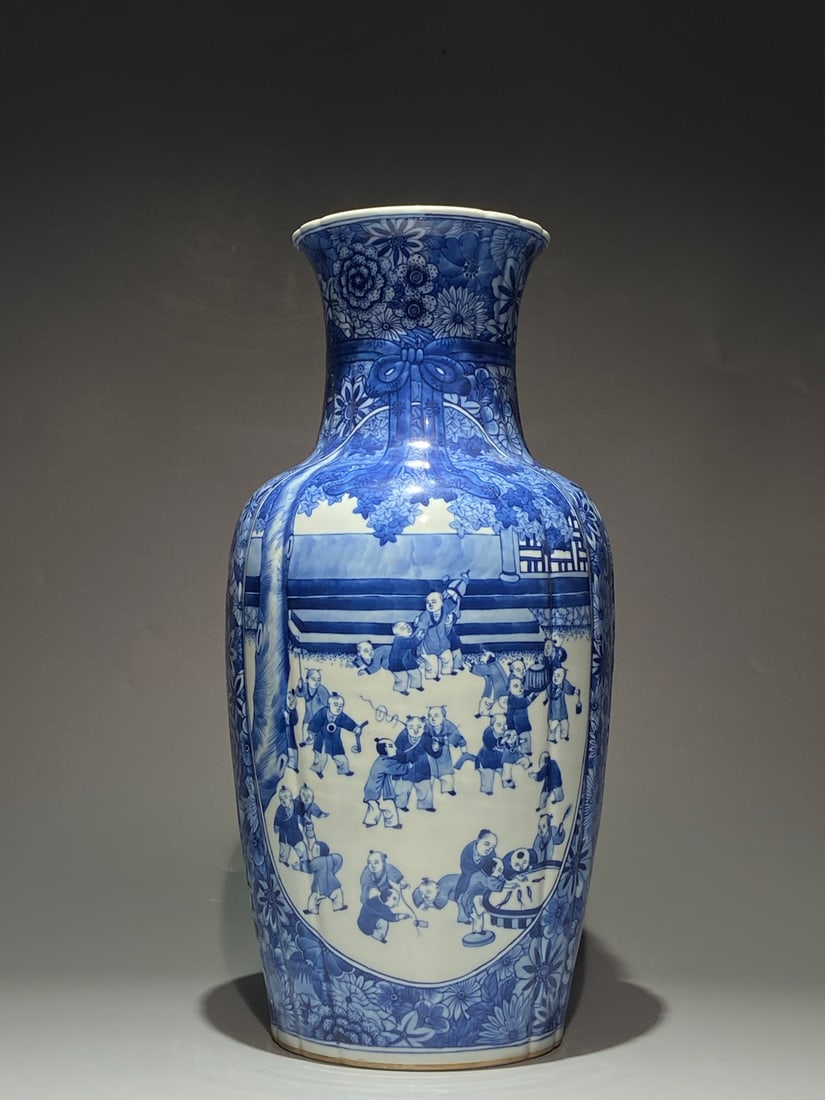 An Exquisite Chinese Famille Rose blue and white melon edge hundreds of sons Porcelain vase: Size: Height 45.5 cm - Width 22 cm Materials: Porcelain Dynasty: Qing Dynasty Attribution: Kangxi Period Object: vase